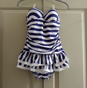 💗Navy Blue and White Sripe Bathing Suit